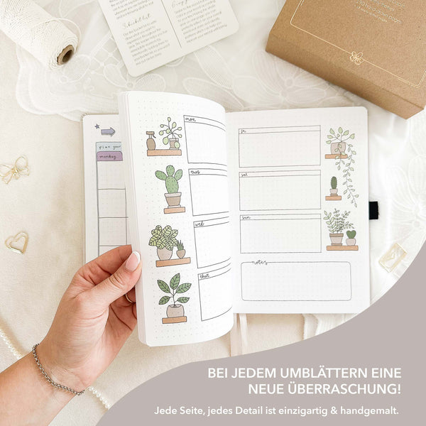 Hand-drawn planner - Undated - 100% recycled paper - Greige